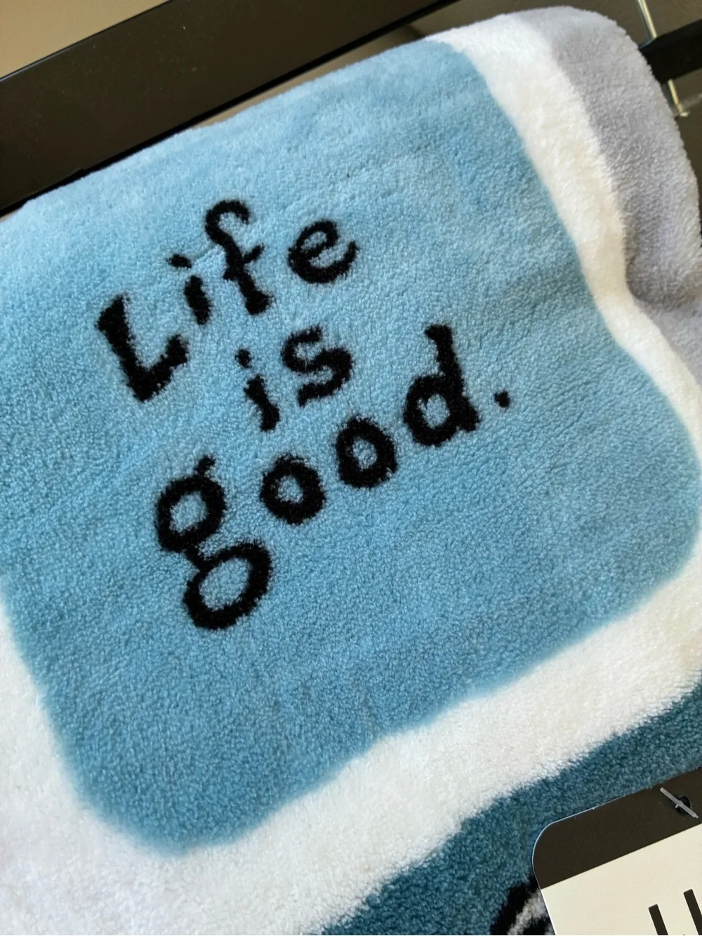 LIFE IS GOOD⛳️ throw blanket